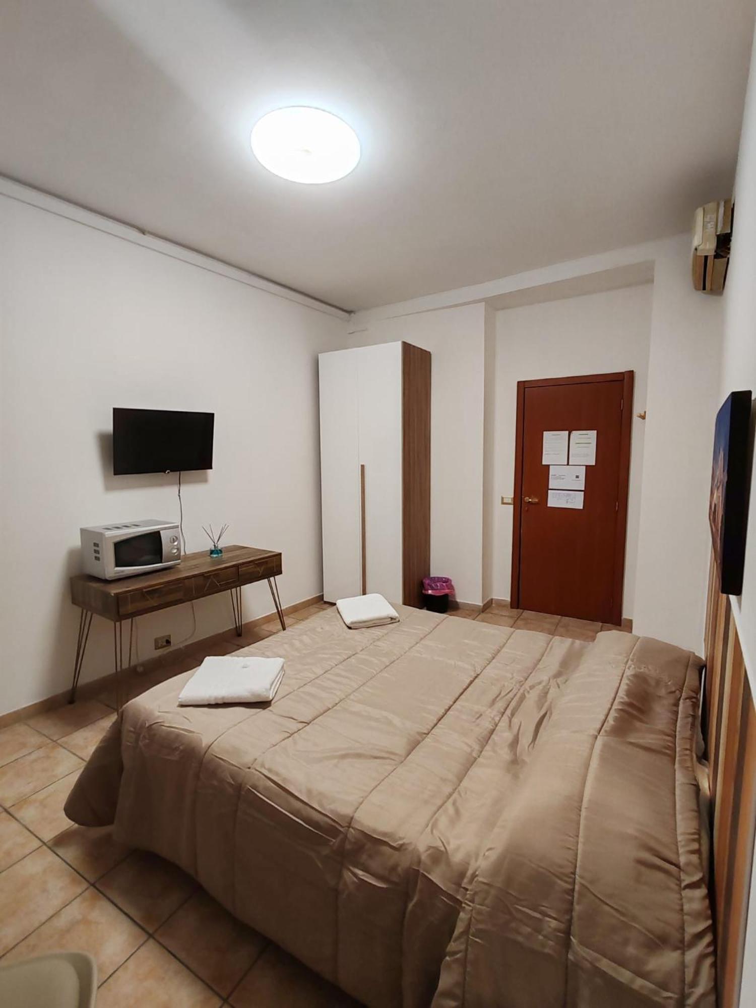 B&B Piazza Ragusa Рим Екстер'єр фото