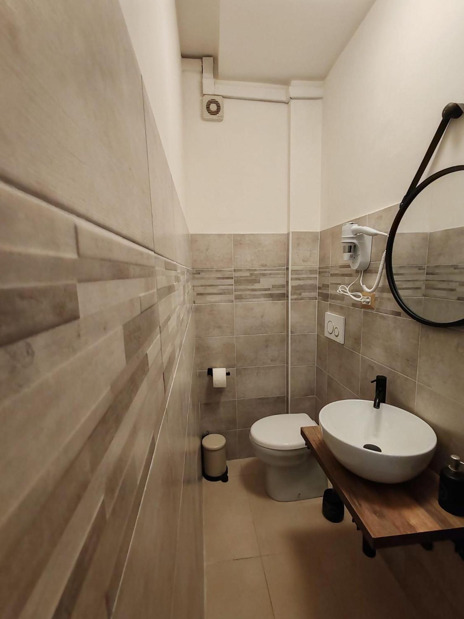 B&B Piazza Ragusa Рим Екстер'єр фото