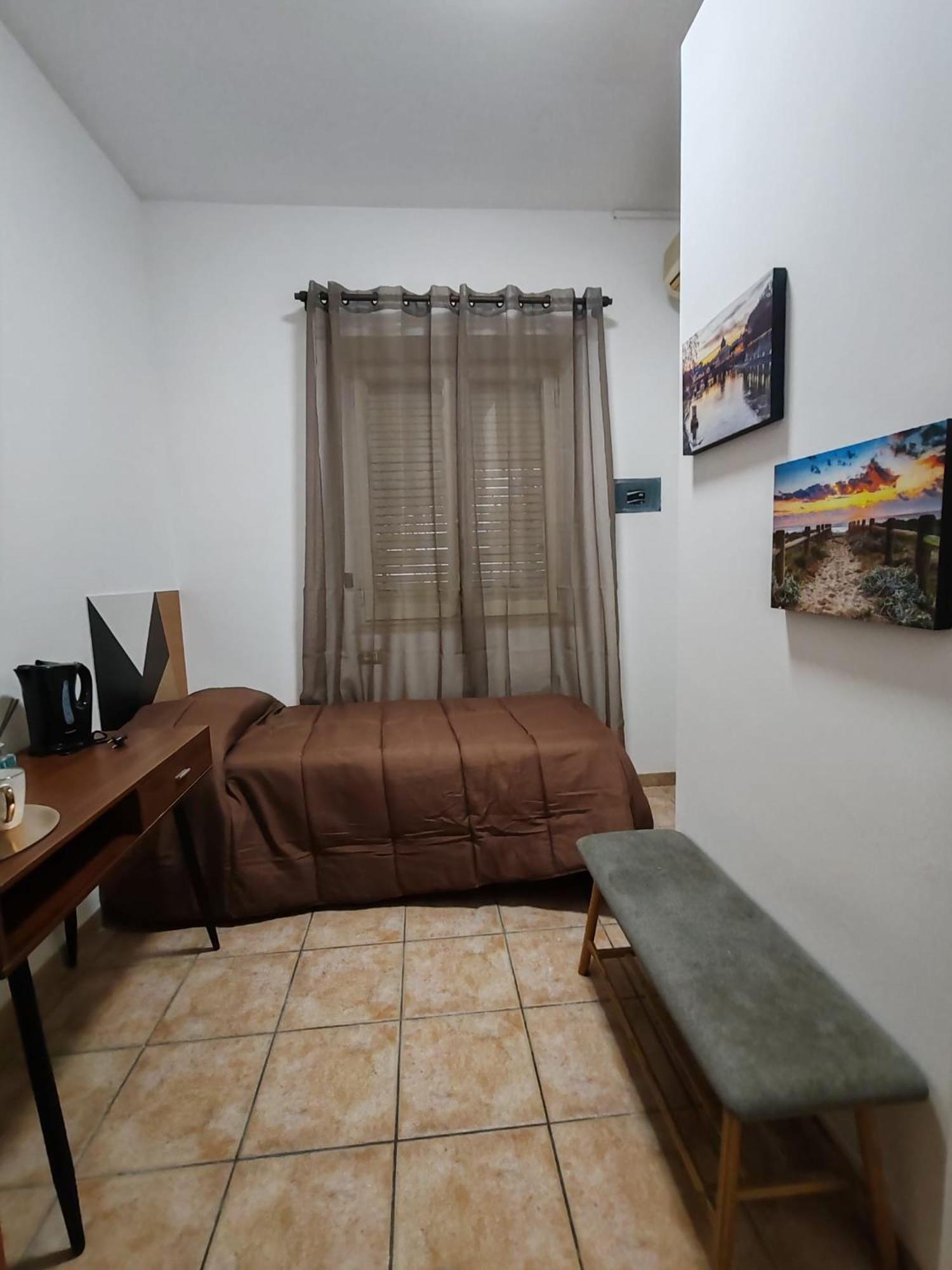 B&B Piazza Ragusa Рим Екстер'єр фото