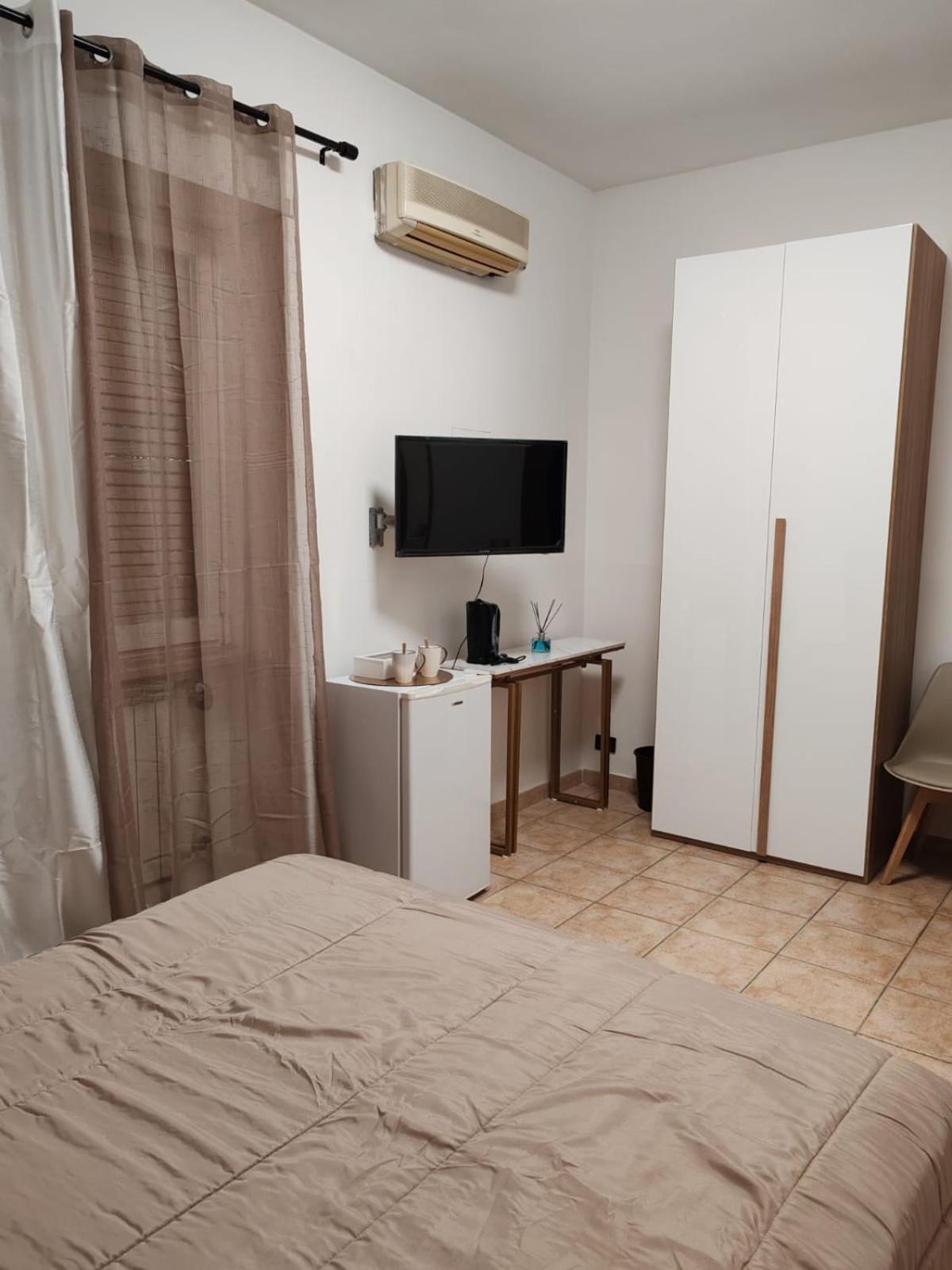 B&B Piazza Ragusa Рим Екстер'єр фото