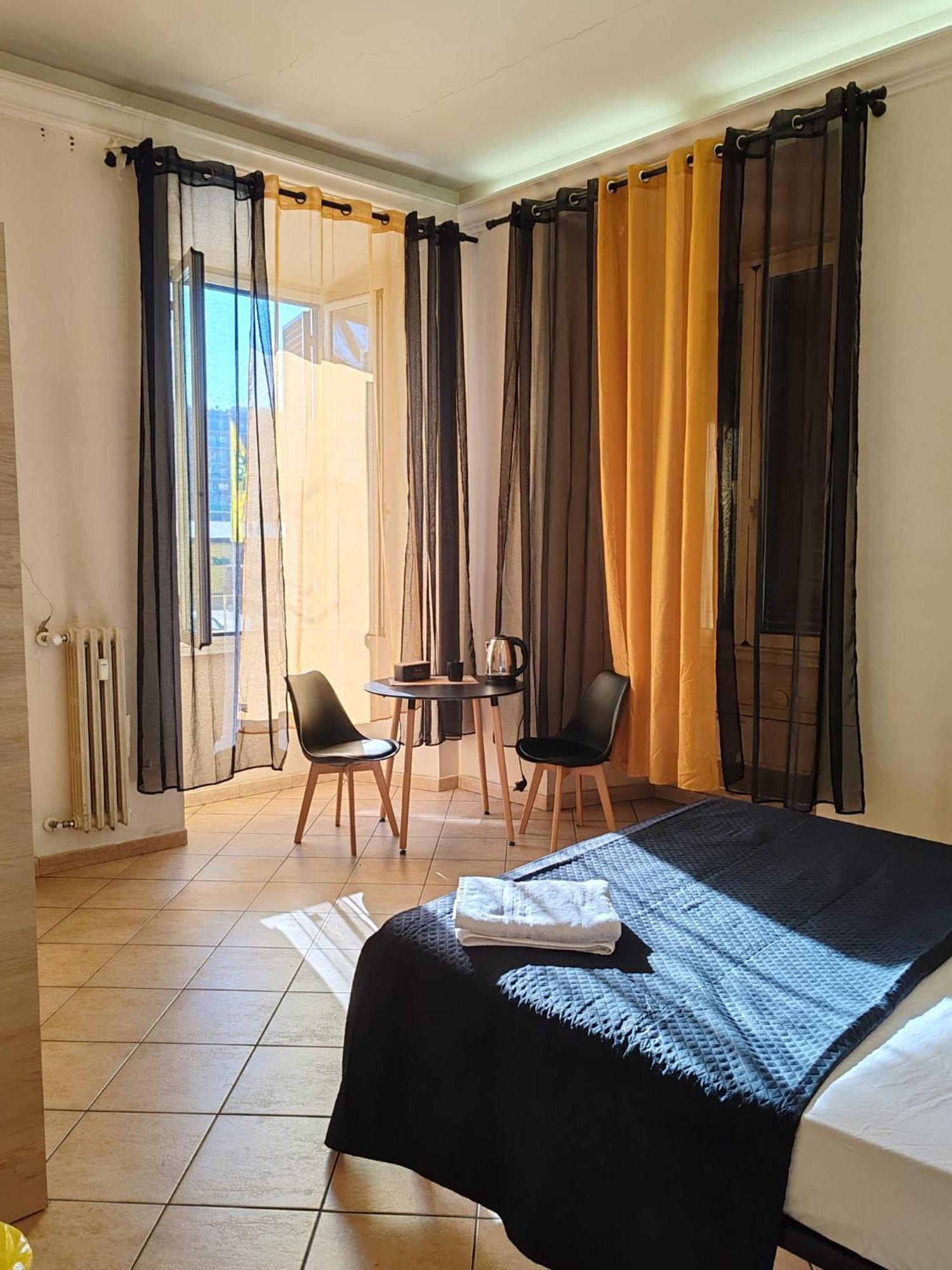 B&B Piazza Ragusa Рим Екстер'єр фото