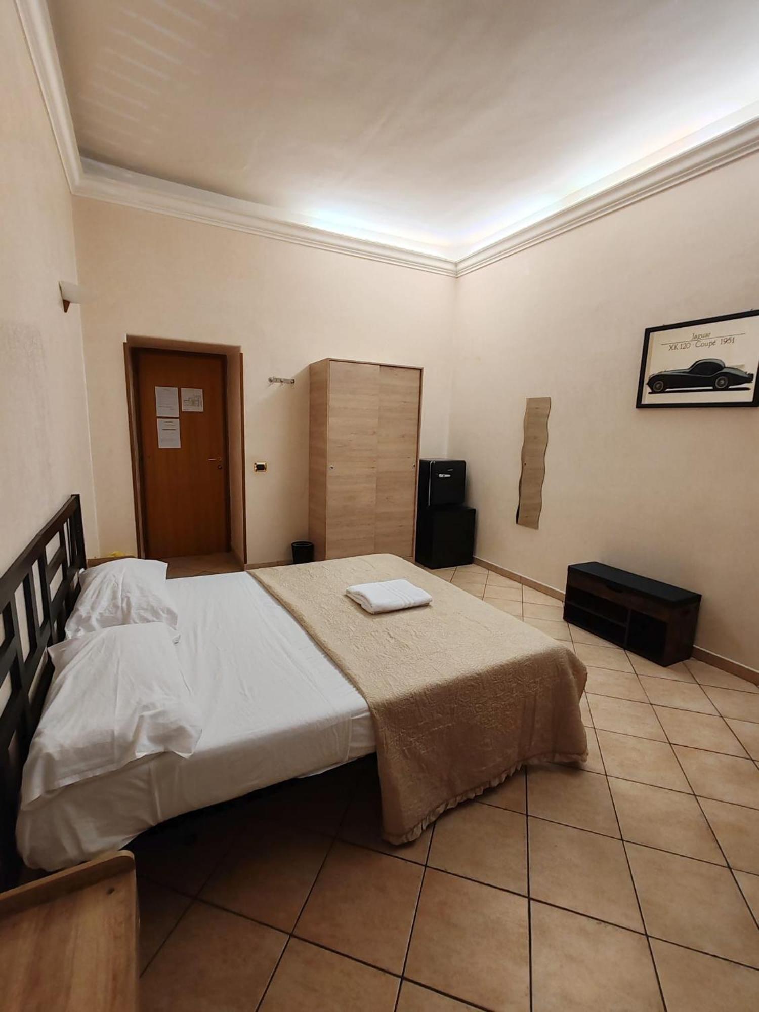 B&B Piazza Ragusa Рим Екстер'єр фото