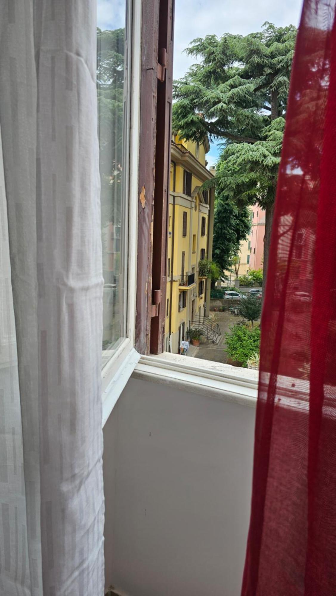 B&B Piazza Ragusa Рим Екстер'єр фото